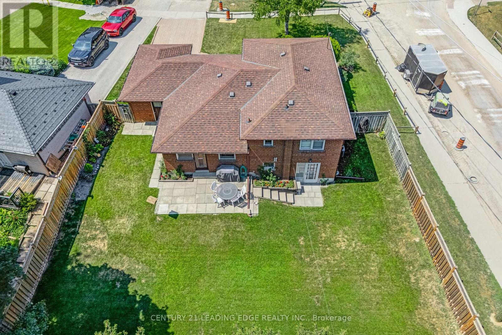 47 SHENDALE DRIVE - 47