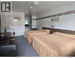 7156 Thunder Bay Street, Powell River, BC V8A1E6 Photo 39