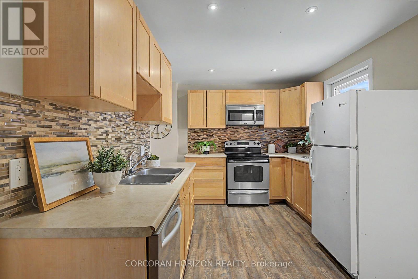 80 BLUCHER STREET - 10