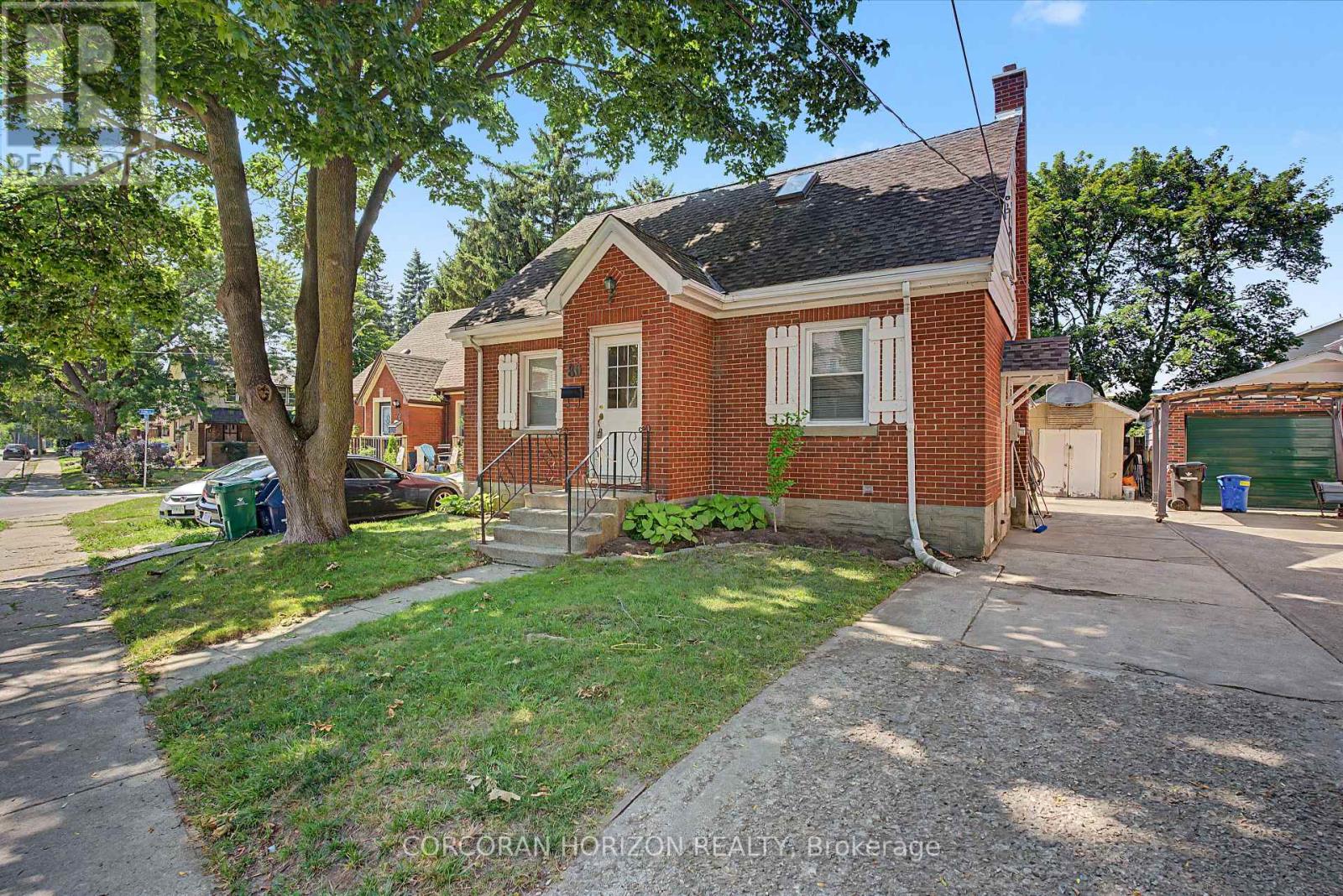 80 BLUCHER STREET - 2