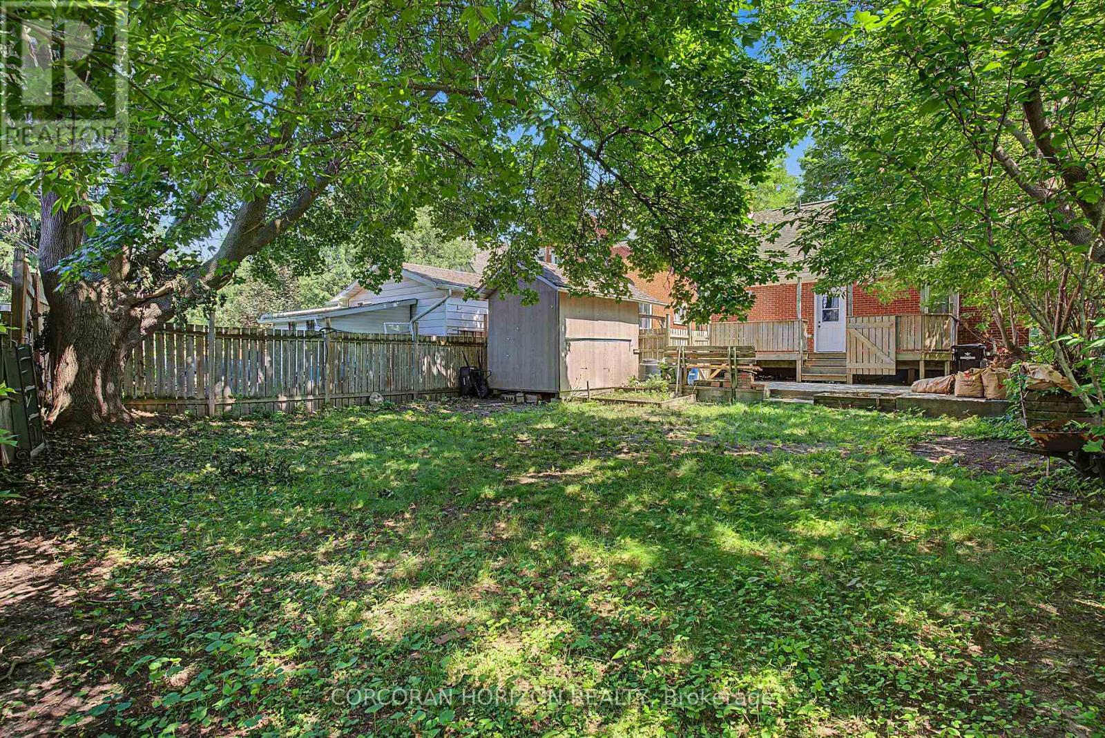 80 BLUCHER STREET - 42