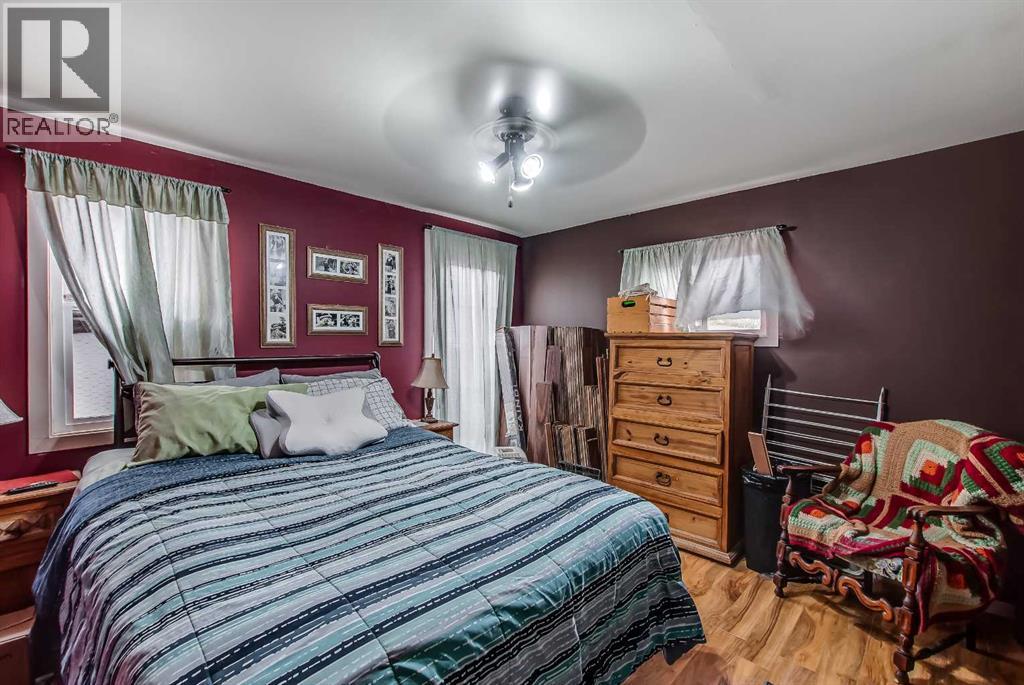 223 Fairchild Street SW - 31