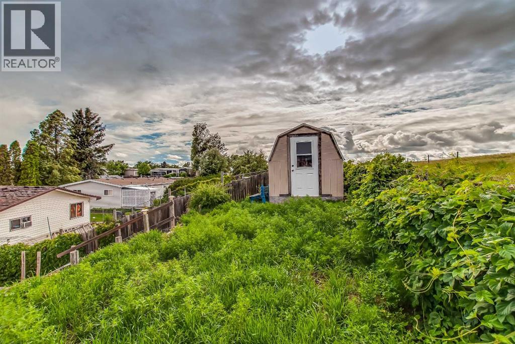 223 Fairchild Street SW - 47
