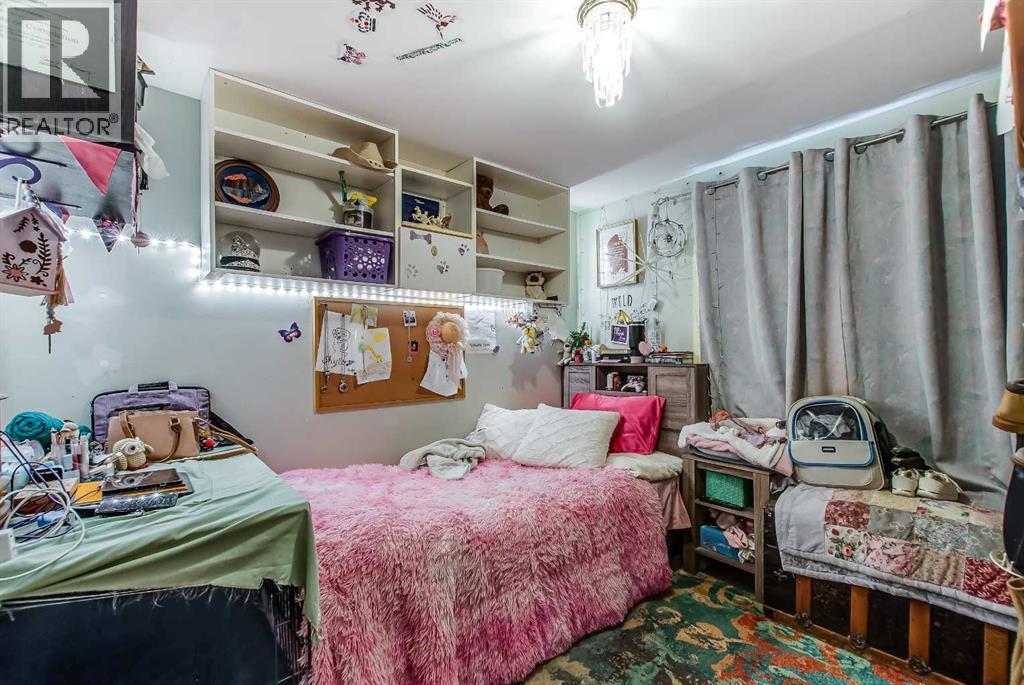 223 Fairchild Street SW - 35