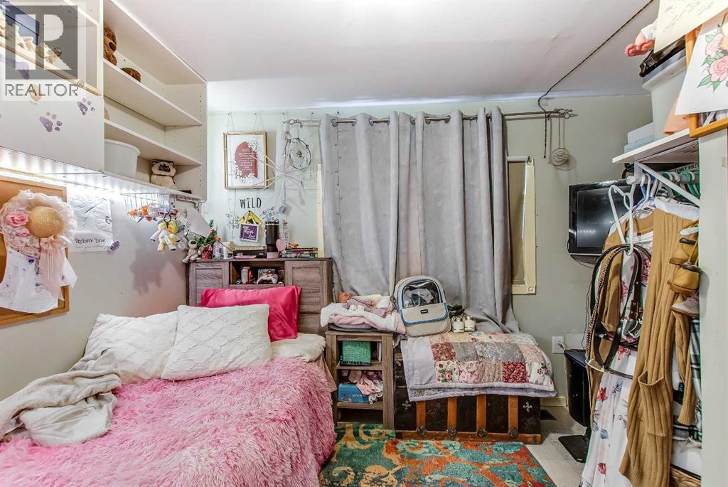223 Fairchild Street SW - 37