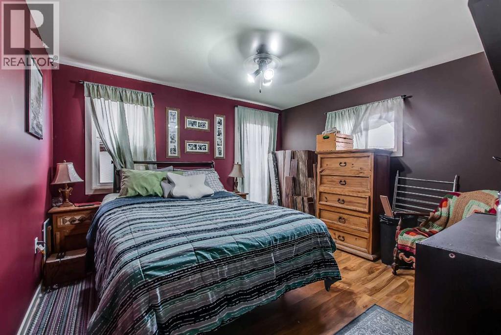 223 Fairchild Street SW - 28