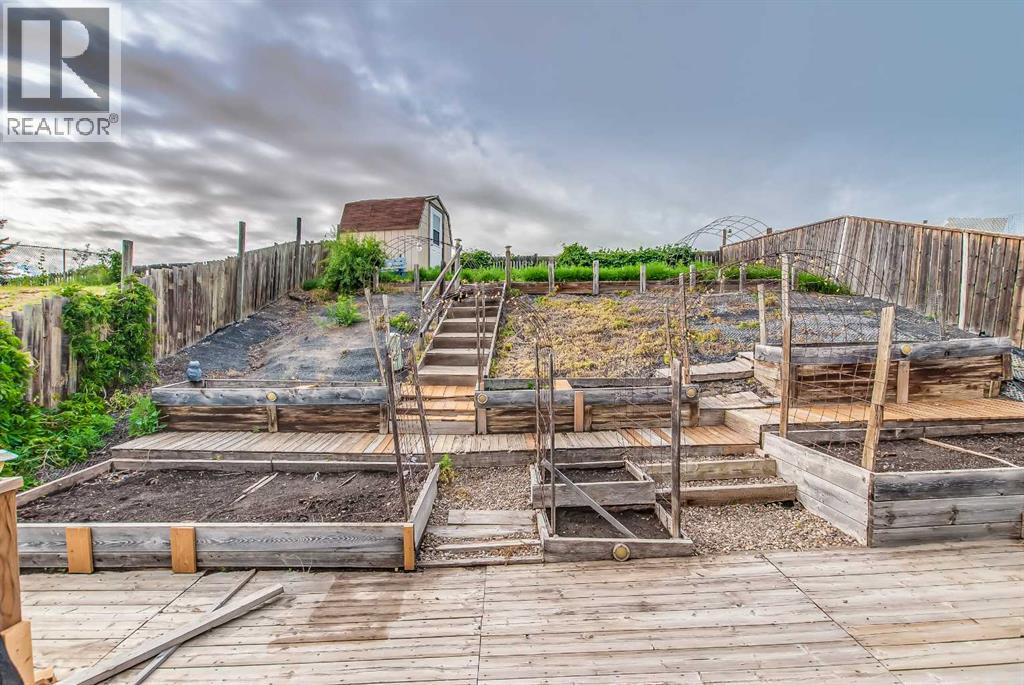 223 Fairchild Street SW - 40