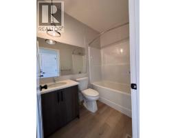 475 Baywater Green SW - photo 6