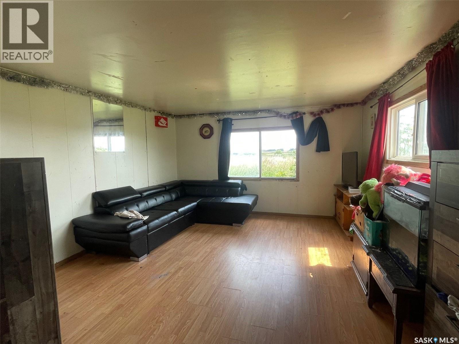 508 7th STREET E - Image 3