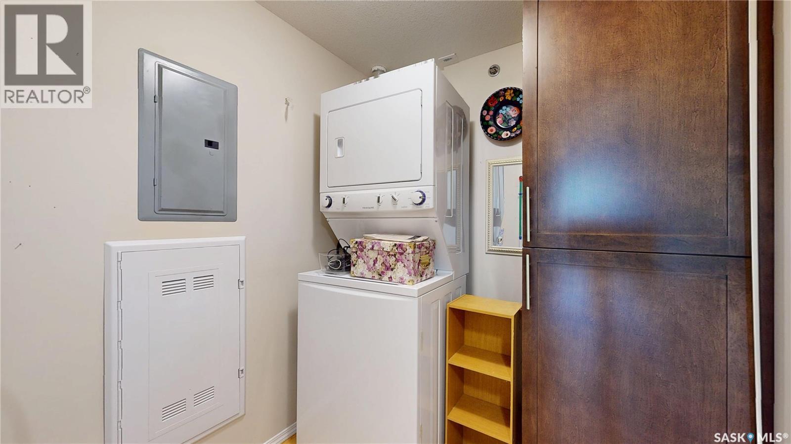 #415 1220 Blackfoot DRIVE - 19