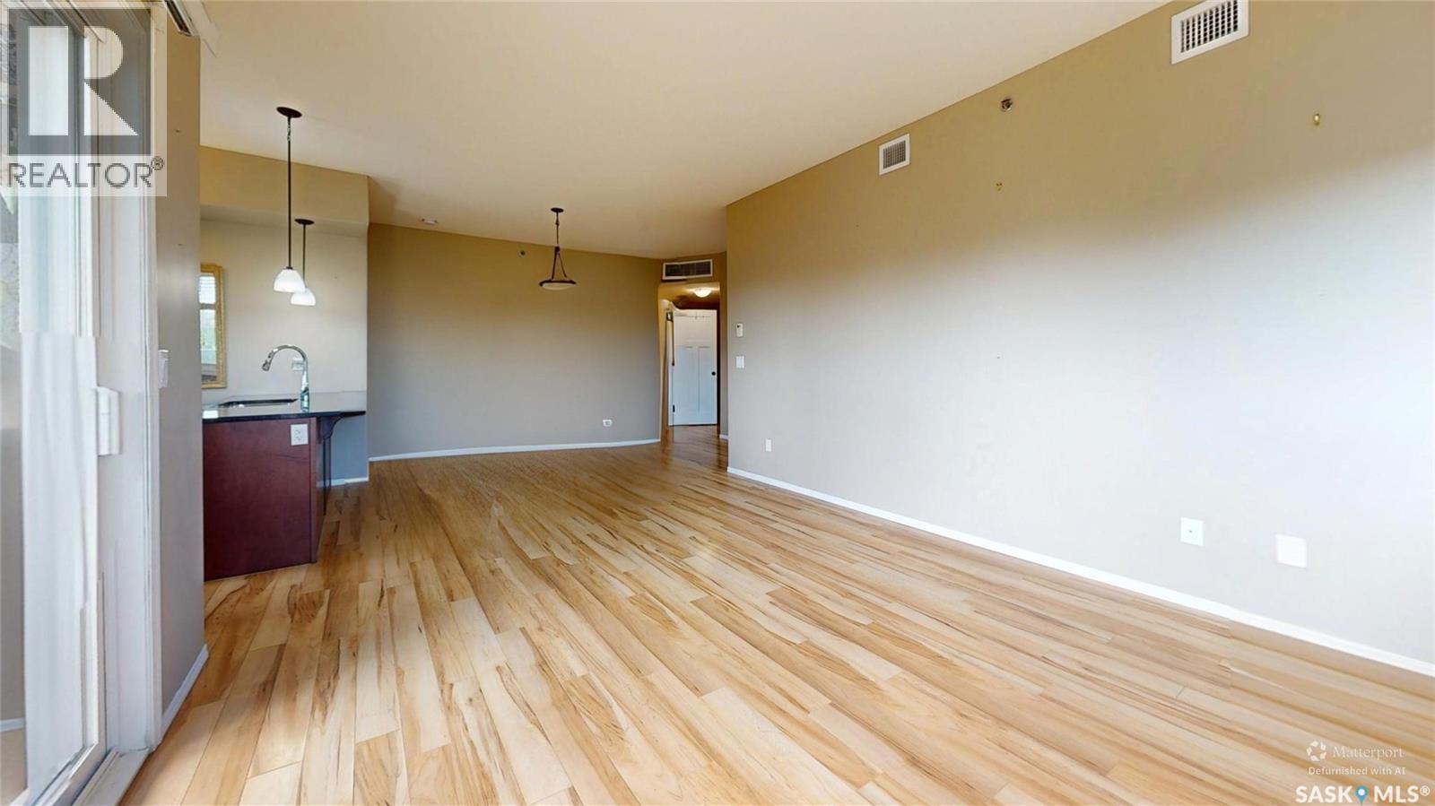 #415 1220 Blackfoot DRIVE - 22