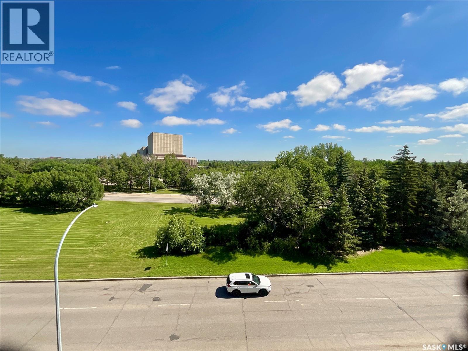 #415 1220 Blackfoot DRIVE - 25
