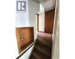 634 2nd Street, Estevan, SK S4A0K9 Photo 18