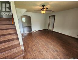 634 2nd Street, Estevan, SK S4A0K9 Photo 8