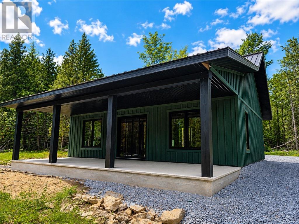 392 Goose Gap Cres. - 1
