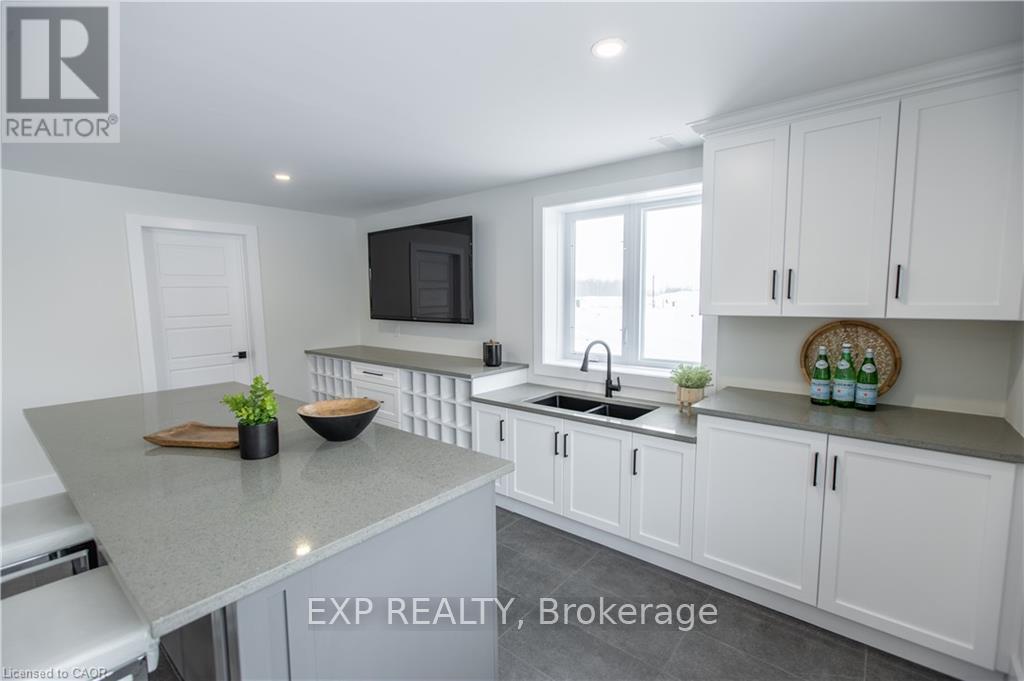 2 AVERY PLACE - 44
