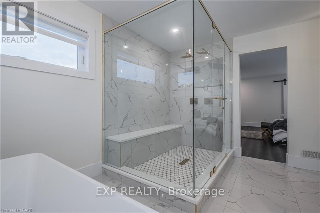 39 COULTER STREET - 19