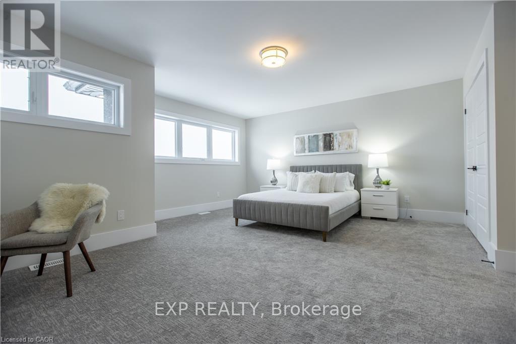 2 AVERY PLACE - 31