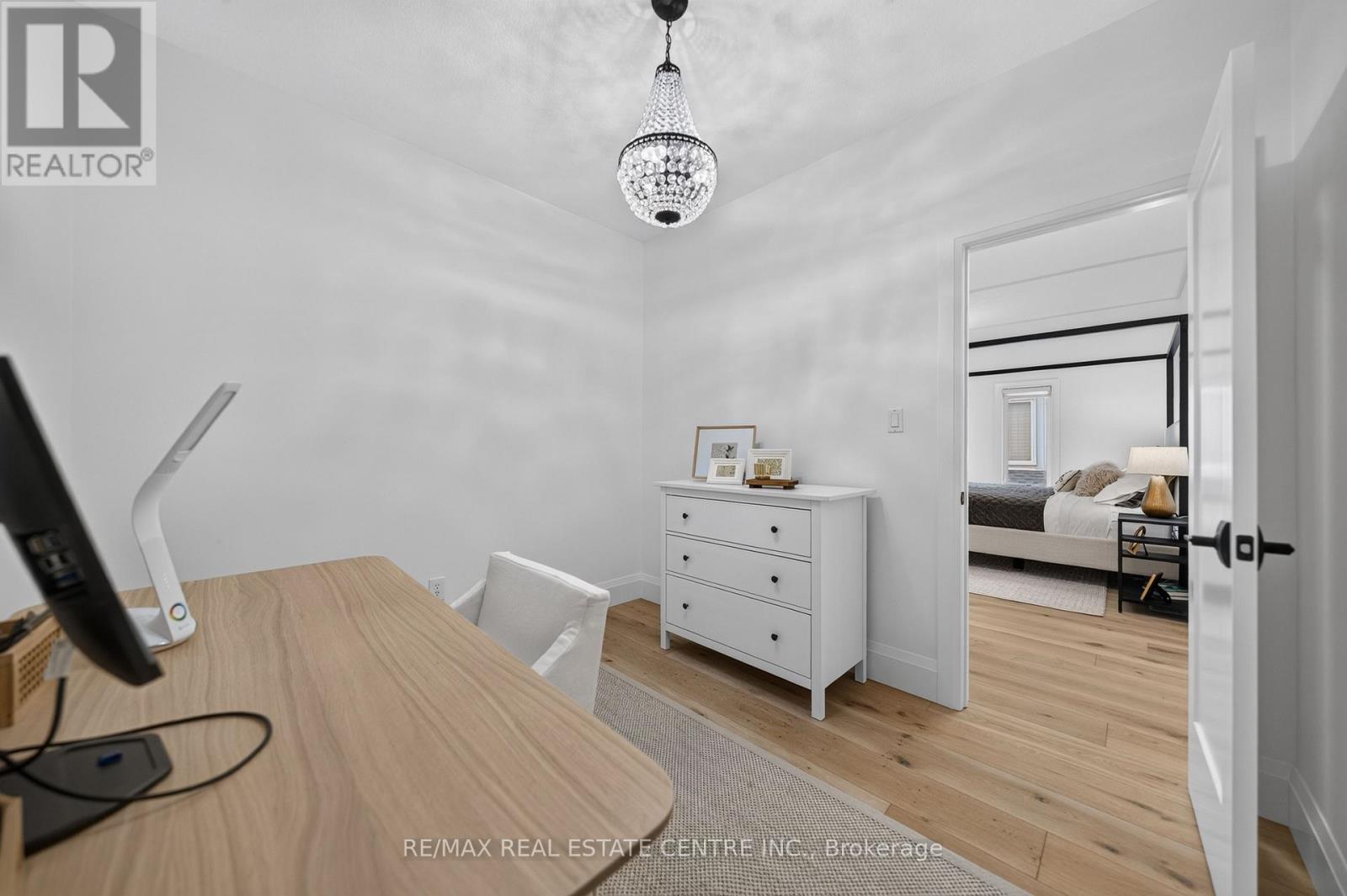 #3C 350 DOON VALLEY DRIVE - Image 36