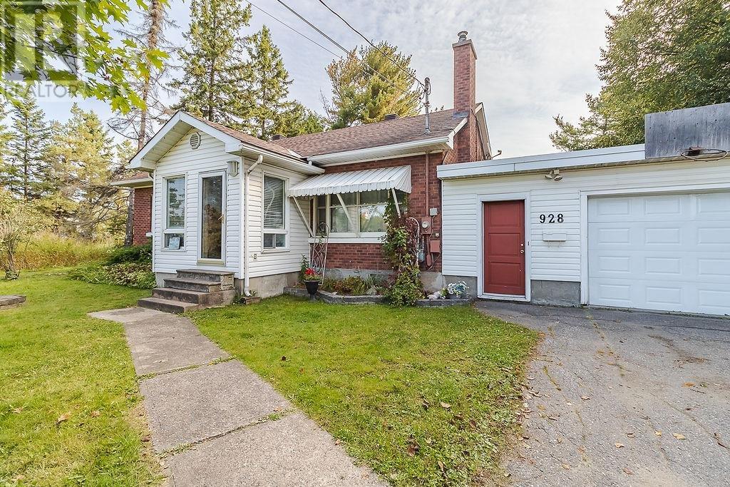 928 Great Northern RD - 2
