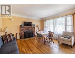 Laundry room - 928 Great Northern Rd, Sault Ste  Marie, ON P6B5A3 Photo 10