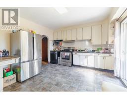 928 Great Northern Rd, Sault Ste  Marie, ON P6B5A3 Photo 13