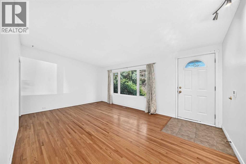 4628 Verona Drive NW - 10