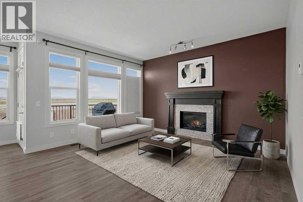 152 Redstone Villas NE - 2