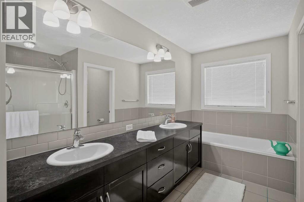 152 Redstone Villas NE - 26