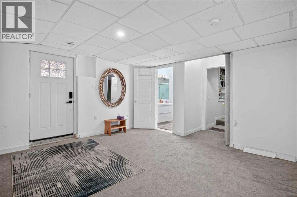152 Redstone Villas NE - 33