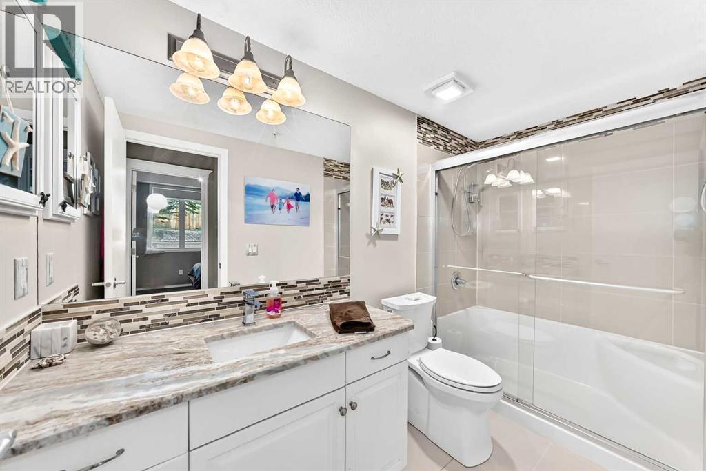 #161 15 Everstone Drive SW - 22