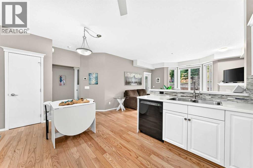 #161 15 Everstone Drive SW - 11