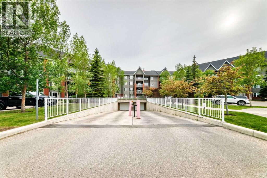#161 15 Everstone Drive SW - 47