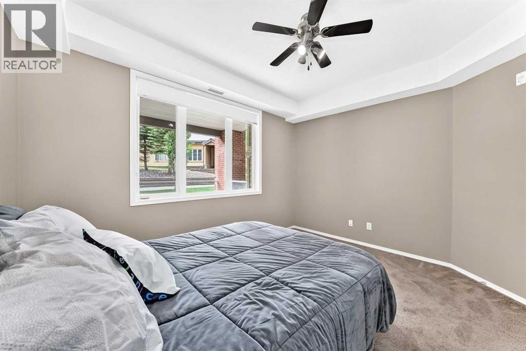 #161 15 Everstone Drive SW - 19