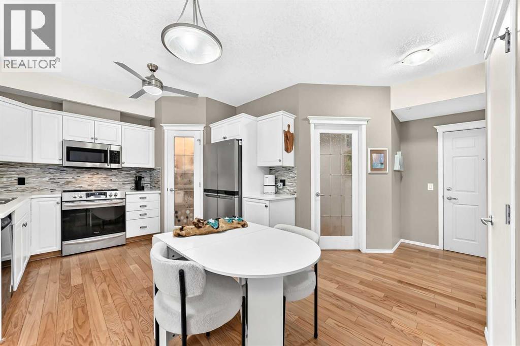 #161 15 Everstone Drive SW - 13