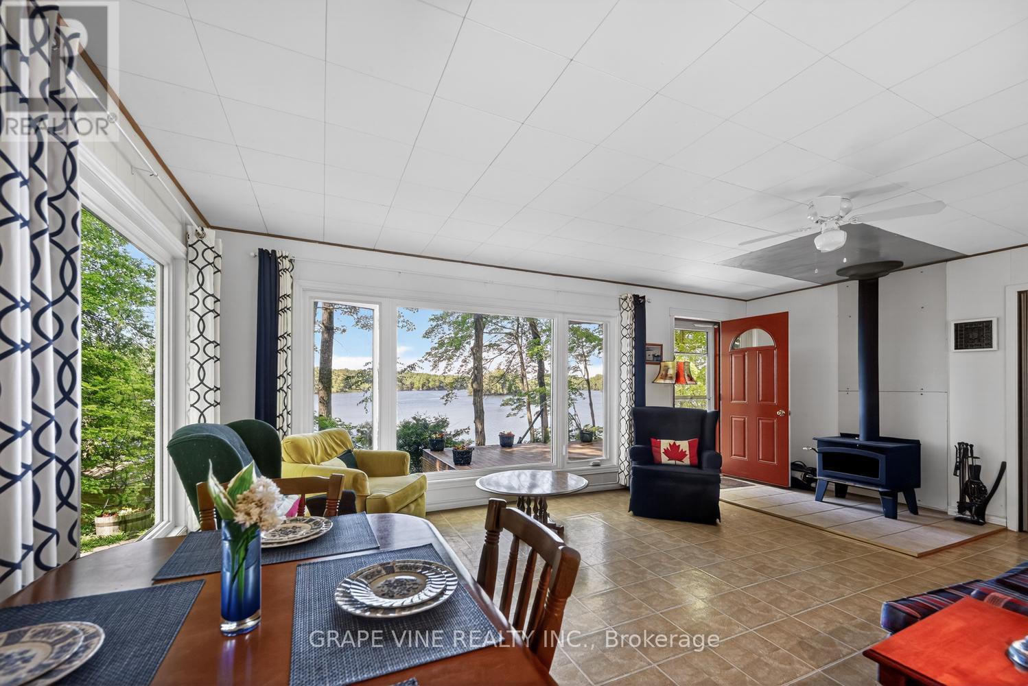 1010 FIREFLY LANE - 11