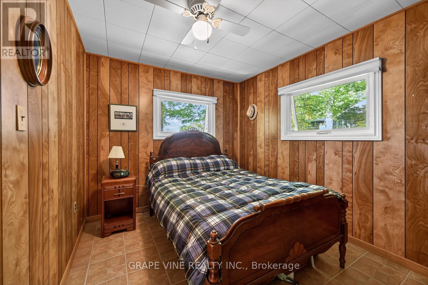 1010 FIREFLY LANE - 15