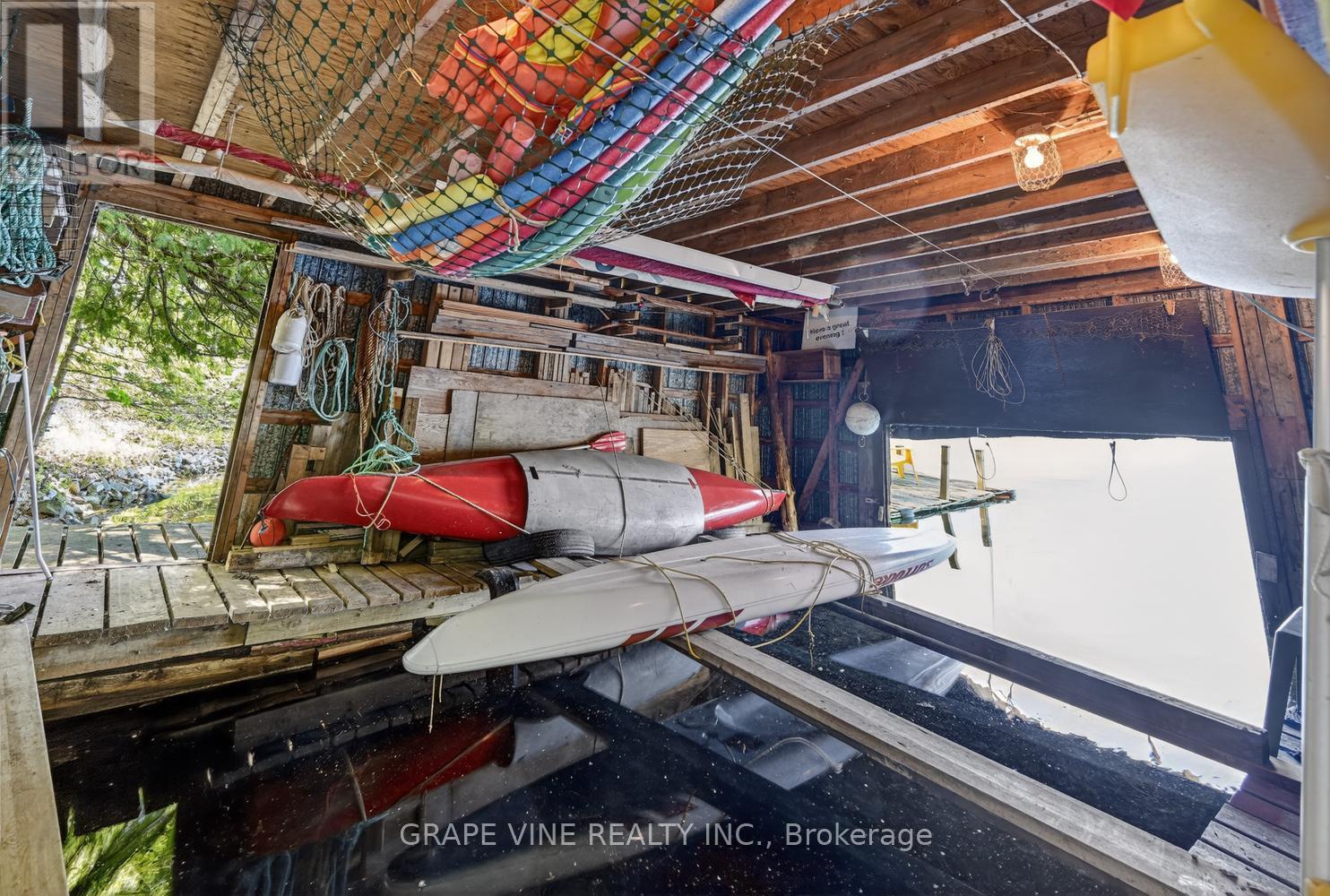 1010 FIREFLY LANE - 24