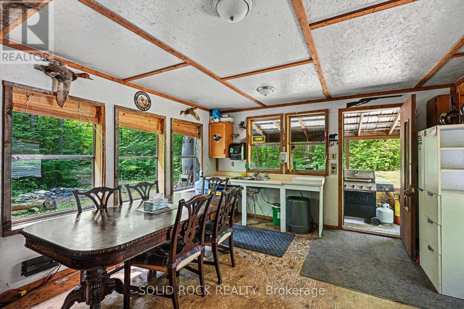 3498 DARLING ROAD N - 16