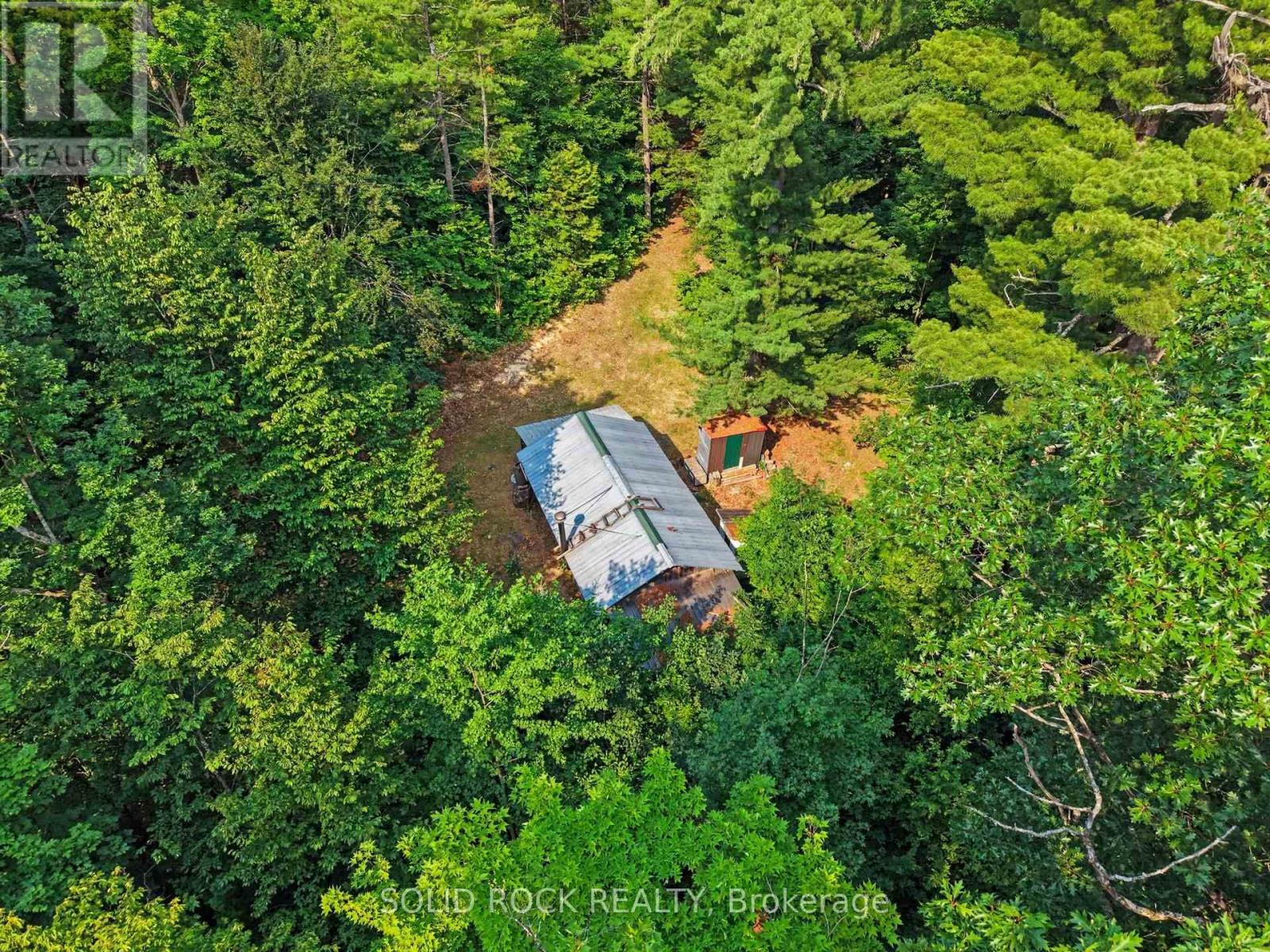 3498 DARLING ROAD N - 5