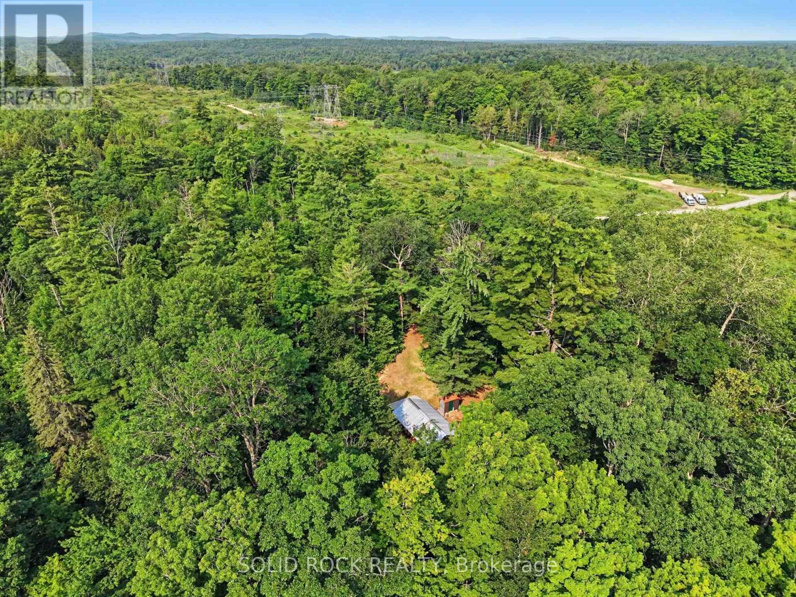 3498 DARLING ROAD N - 6