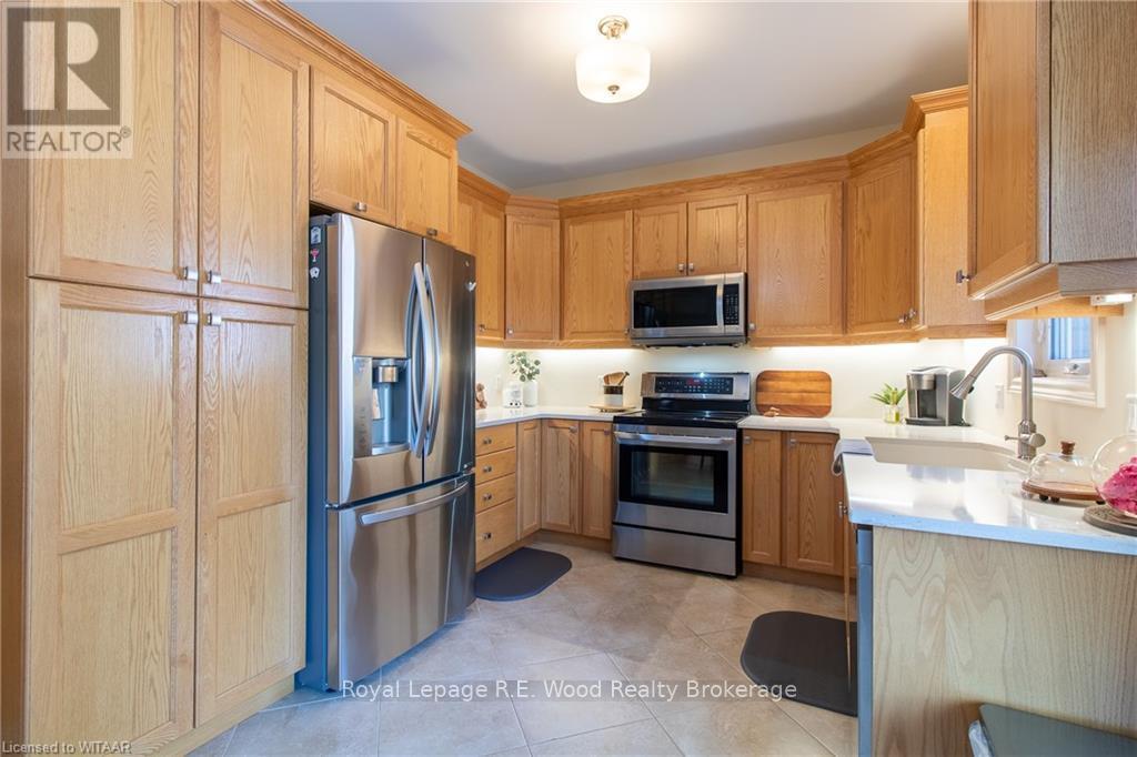 6 ESSELTINE DRIVE - Image 11