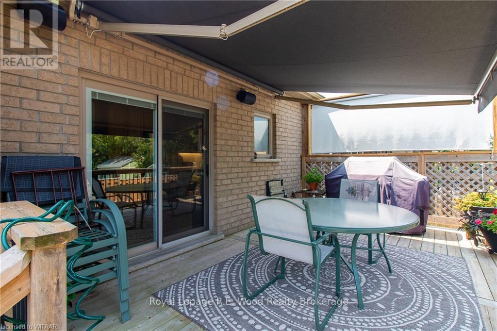 6 ESSELTINE DRIVE - Image 31