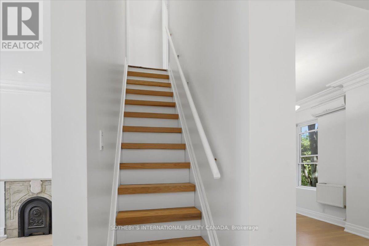 33 ROSE AVENUE - 21