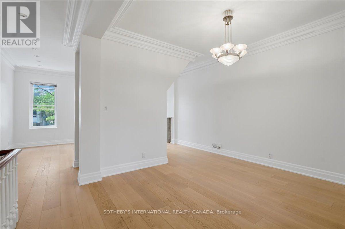 33 ROSE AVENUE - 16