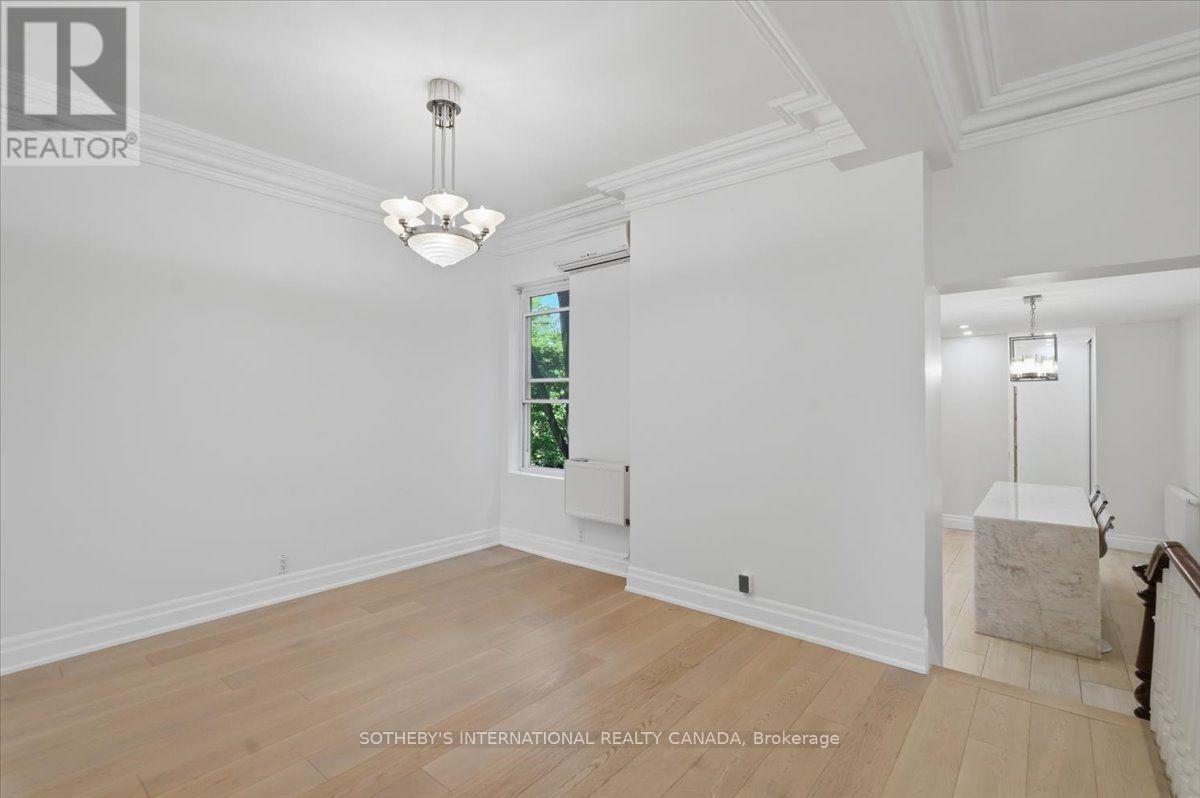 33 ROSE AVENUE - 17