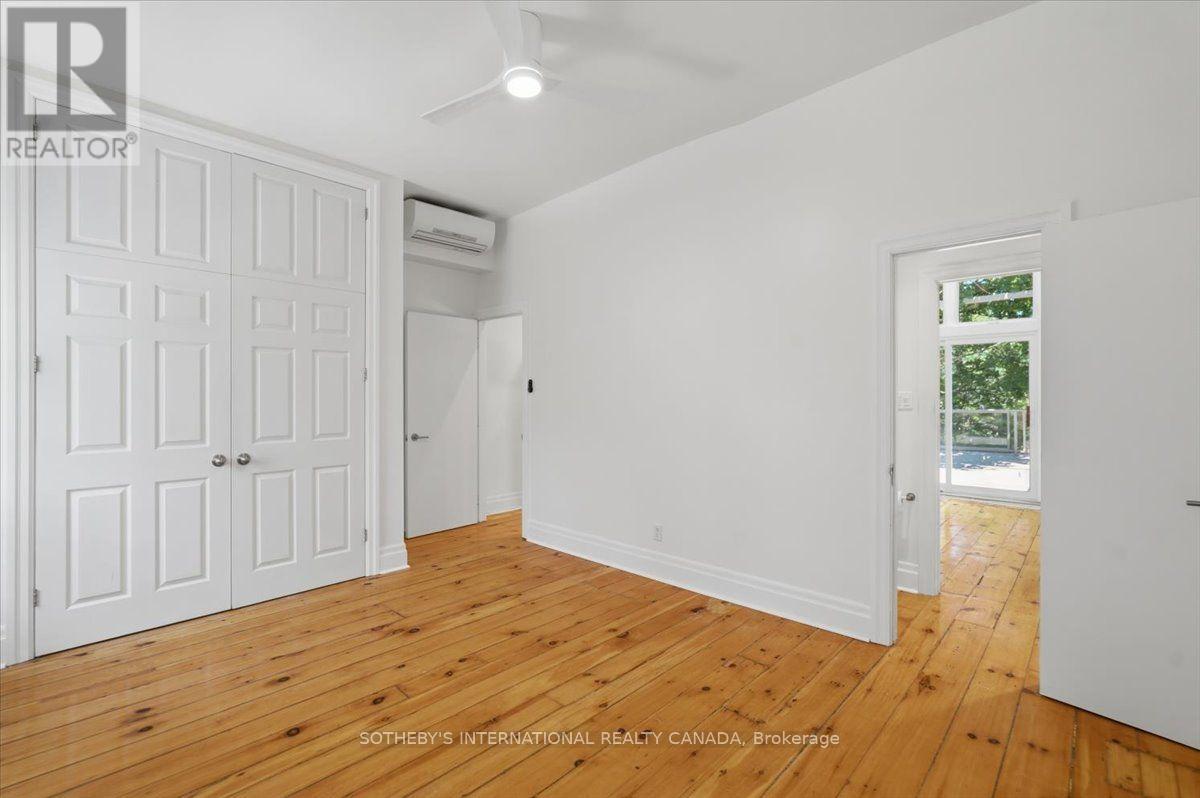 33 ROSE AVENUE - 24
