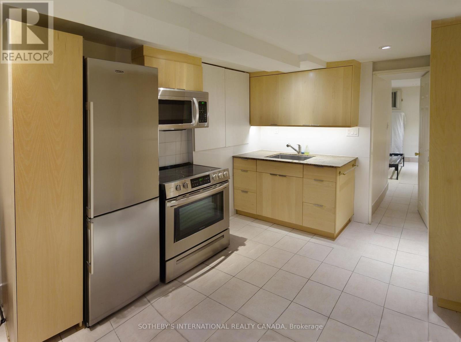 33 ROSE AVENUE - 35