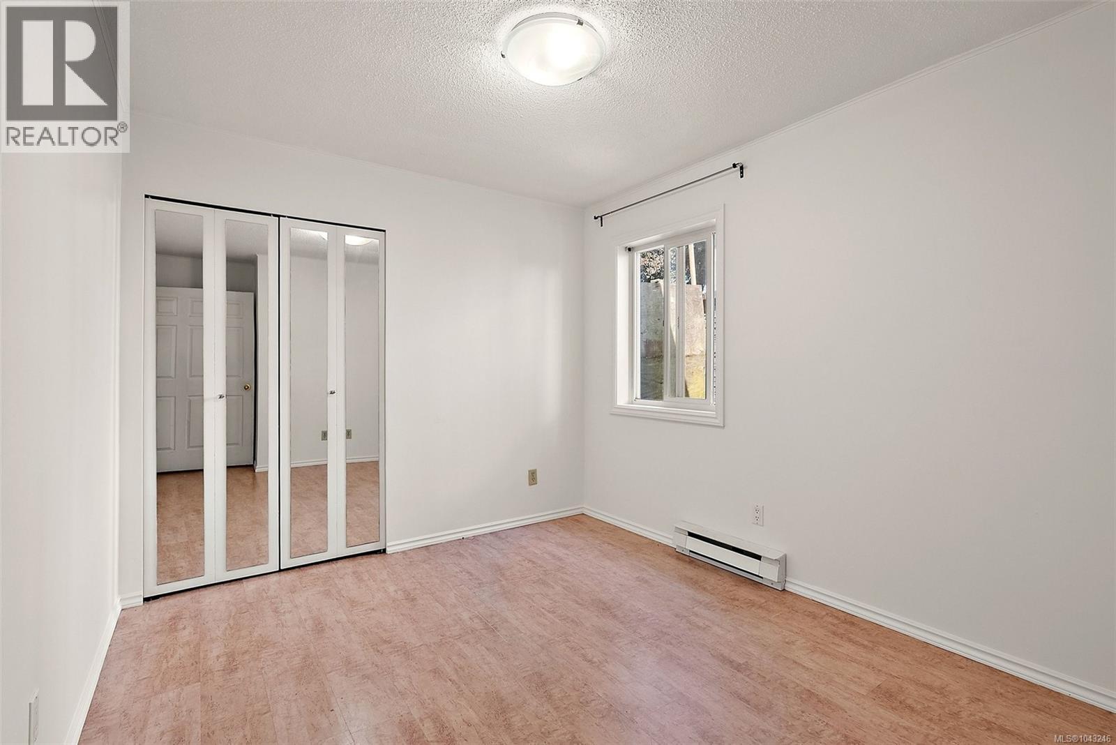  1224 Mariposa Avenue, Saanich