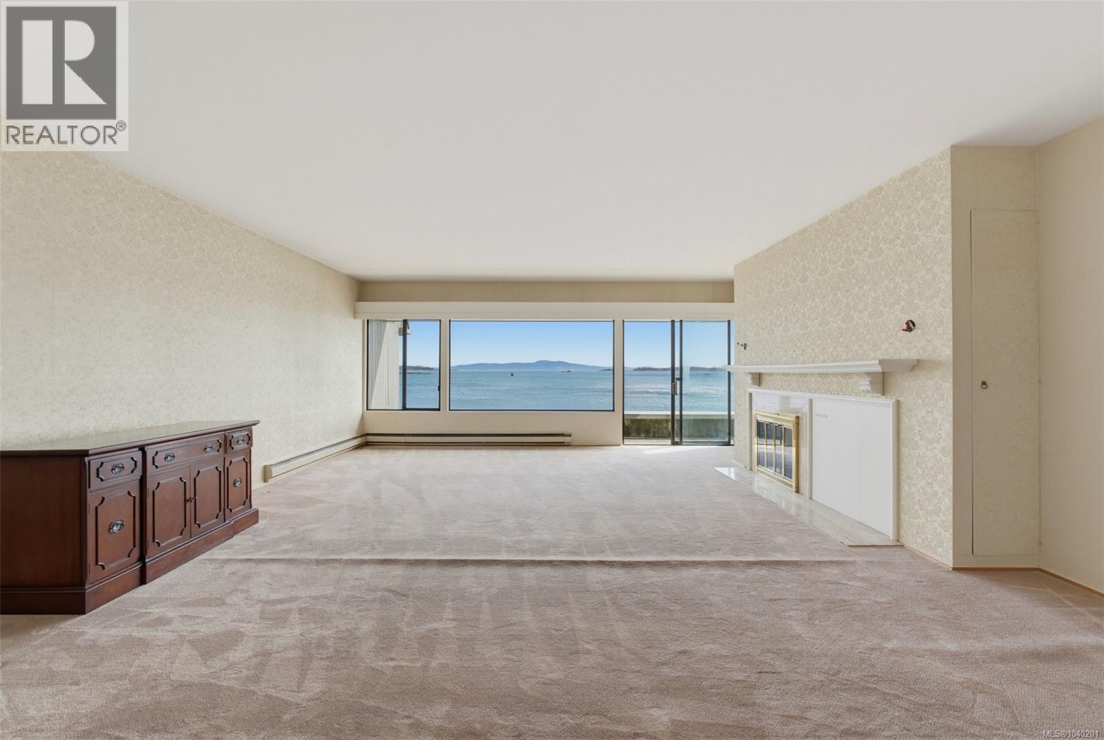 103 1211 Beach Drive, Oak Bay